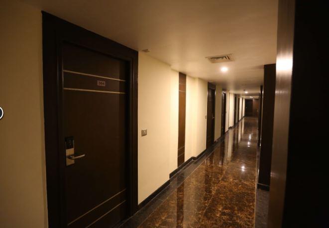 Hotel La Castle شيناي المظهر الخارجي الصورة